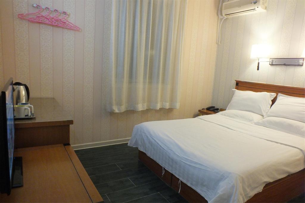 Beijing Fuxing Holiday Hotel Εξωτερικό φωτογραφία